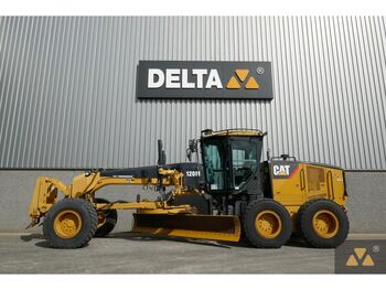 Грейдер CATERPILLAR 120