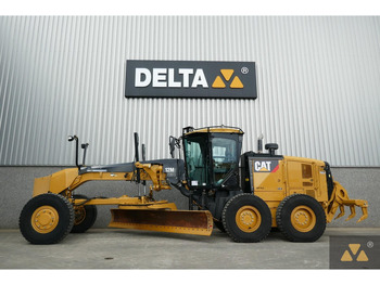 Грейдер CATERPILLAR 12M