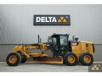Грейдер CATERPILLAR 12M3