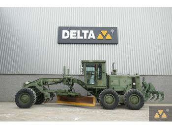 Грейдер CATERPILLAR