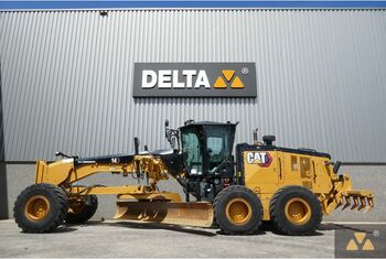 Грейдер CATERPILLAR 14