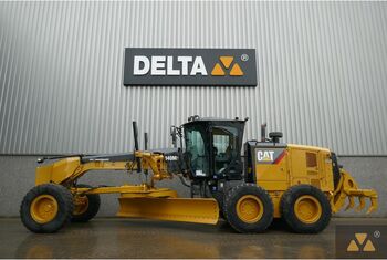Грейдер CATERPILLAR 140M