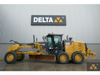 Грейдер CATERPILLAR 140M