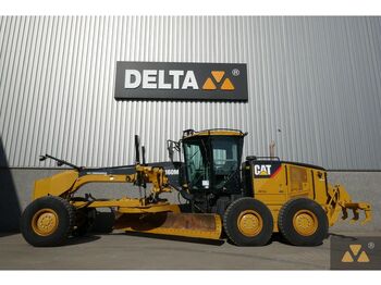 Грейдер CATERPILLAR 160