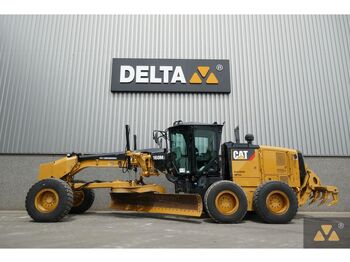 Грейдер CATERPILLAR 160