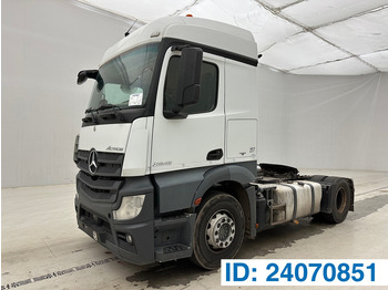 Тягач MERCEDES-BENZ Actros 1943