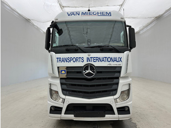 Тягач Mercedes-Benz Actros 1842: фото 2