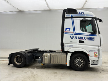 Тягач Mercedes-Benz Actros 1842: фото 4