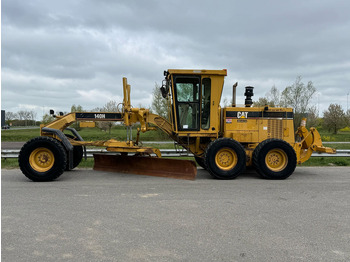 Грейдер CATERPILLAR 140H