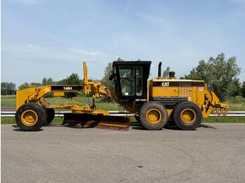 Грейдер CATERPILLAR 140H