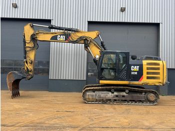 Гусеничный экскаватор CATERPILLAR 323