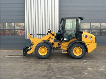 Колёсный погрузчик CATERPILLAR 908