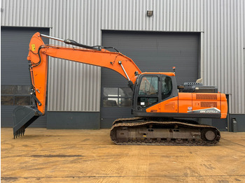 Гусеничный экскаватор DOOSAN DX225LC-7