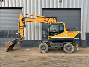 : фото в шапке страницы