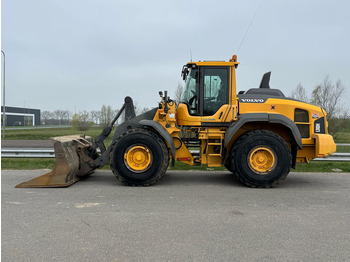 Колёсный погрузчик VOLVO L110H