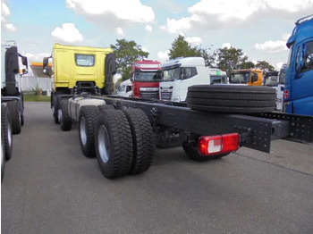 Новый Грузовик-шасси DAF XD 450 F 8X4 NIEUW MET FABRIEKS GARANTIE: фото 4
