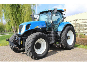 Трактор NEW HOLLAND T7050