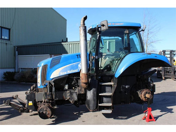 Трактор NEW HOLLAND T8000