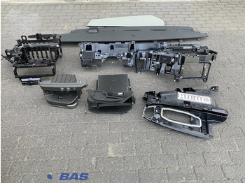 Приборная панель VOLVO