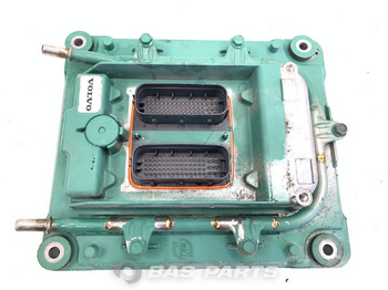 : фото в шапке страницы