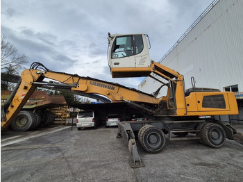 Перегружатель LIEBHERR LH 30 M