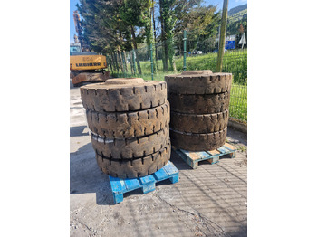 Колесо для Строительной техники RUEDAS MACIZAS 12.00R20: фото 3 Колесо для Строительной техники RUEDAS MACIZAS 12.00R20: фото 3