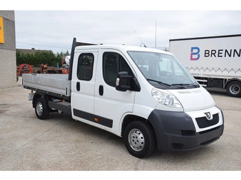 Малотоннажный бортовой грузовик PEUGEOT Boxer