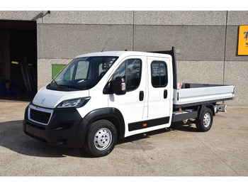 Малотоннажный бортовой грузовик PEUGEOT Boxer