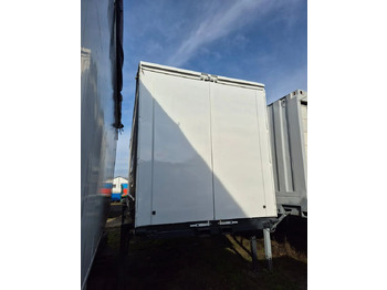 Тентованный кузов Krone: фото 2 Тентованный кузов Krone: фото 2