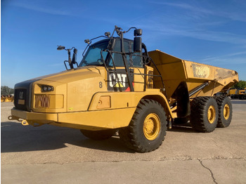 Сочленённый самосвал CATERPILLAR 730C