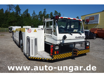 Аэродромный тягач GOLDHOFER