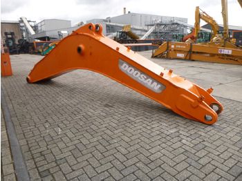 Стрела DOOSAN