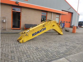 Стрела KOMATSU