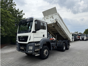 Самосвал MAN TGS 26.400