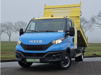 Малотоннажный самосвал IVECO Daily 35c16