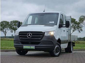 Малотоннажный бортовой грузовик MERCEDES-BENZ Sprinter 516