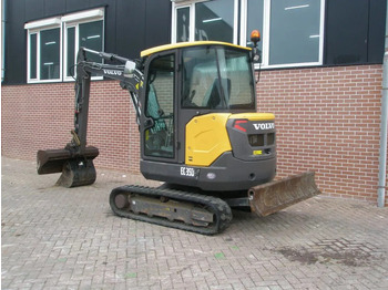 Мини-экскаватор Volvo EC35D: фото 2