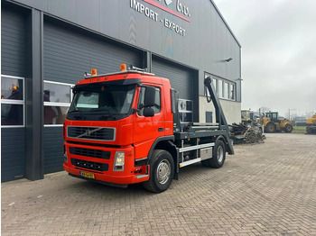 Портальный бункеровоз VOLVO FM