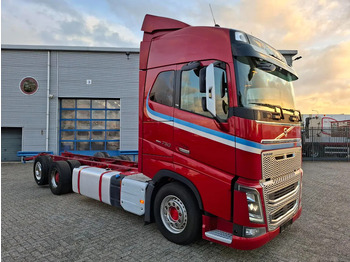 Volvo FH16-750 / BIG AXLE / VEB+ / ONLY:679711 KM / TECHNICAL 70TON / 9TON FRONT AXLE / INLINER / FULL-AIR / AUTOMATIC / EURO-6 / 2018 в лизинг Volvo FH16-750 / BIG AXLE / VEB+ / ONLY:679711 KM / TECHNICAL 70TON / 9TON FRONT AXLE / INLINER / FULL-AIR / AUTOMATIC / EURO-6 / 2018: фото 2