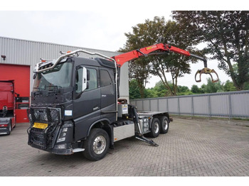 Лесовоз VOLVO FH16 750
