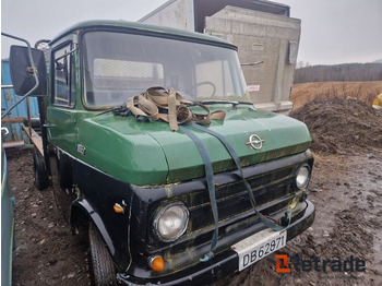 Легковой автомобиль OPEL