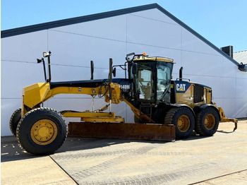 Грейдер CATERPILLAR 140M