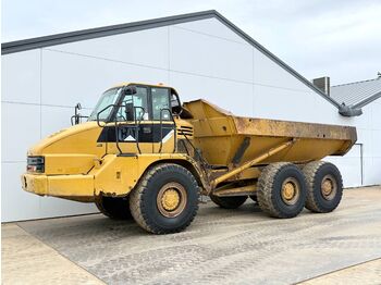 Сочленённый самосвал CATERPILLAR
