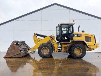 Колёсный погрузчик CATERPILLAR 930M
