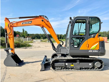 Мини-экскаватор DOOSAN DX60
