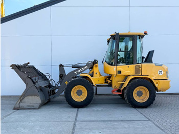 Колёсный погрузчик VOLVO L30G