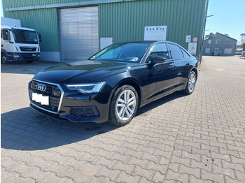 Седан AUDI