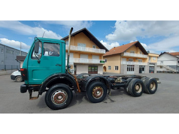 Грузовик-шасси MERCEDES-BENZ SK
