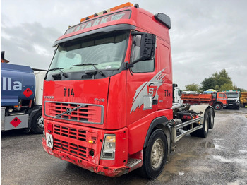 Грузовик-контейнеровоз/ Сменный кузов VOLVO FH12 460