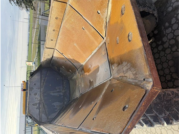 Сочленённый самосвал Bell B25D: фото 3